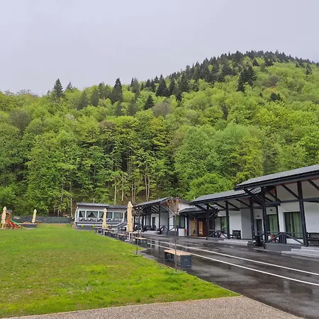 Village Resort Tarcau